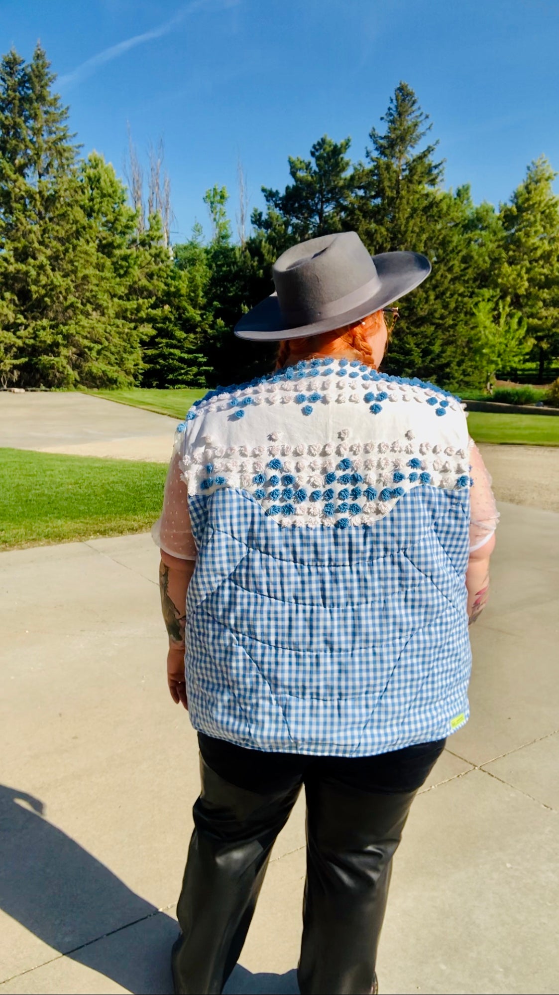 Winona Vest Daisy Chain Patterns winona-vest-daisy-chain-patterns